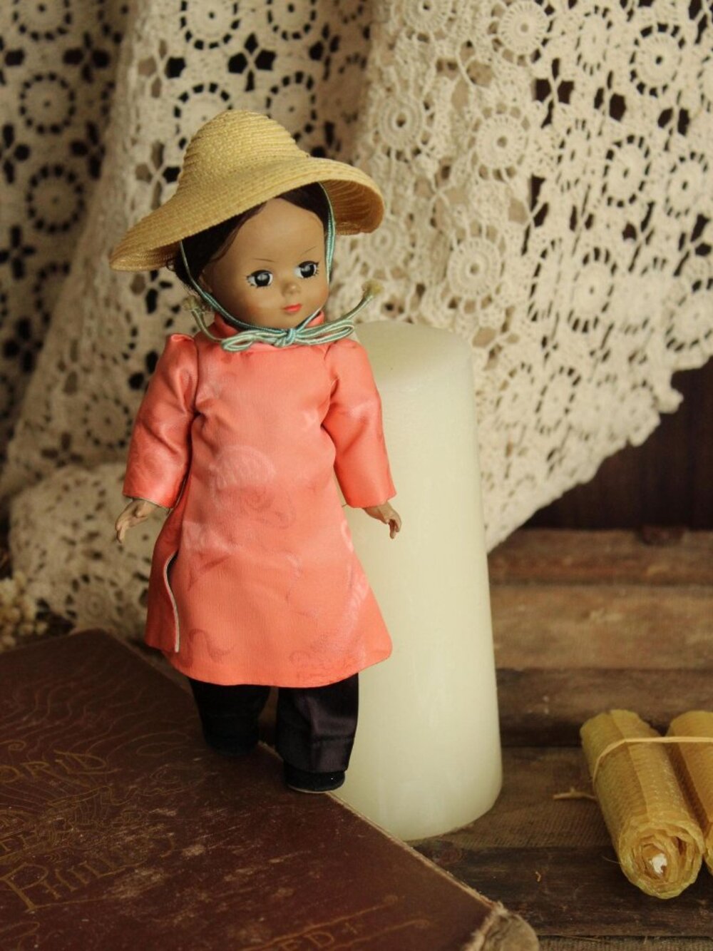 Vintage 1960s 1970s Madame Alexander Doll, Vietnam, Model #788, International - Picture 2 of 11